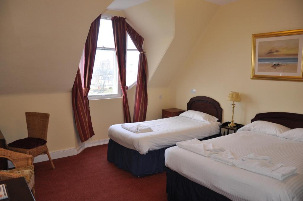 Ayres Guest House Oban Bilik gambar
